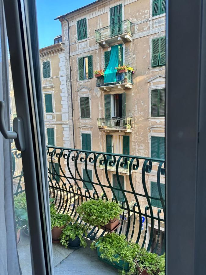 Alloggio In Centro Ben Servito Savona Kültér fotó